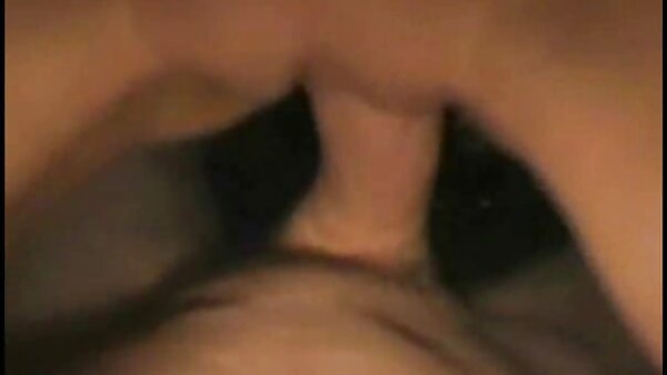 Kepala hitam Jepun yang rakus Riku Shiina dipaku dari belakang video lucah bini melayu dan menunggang batang